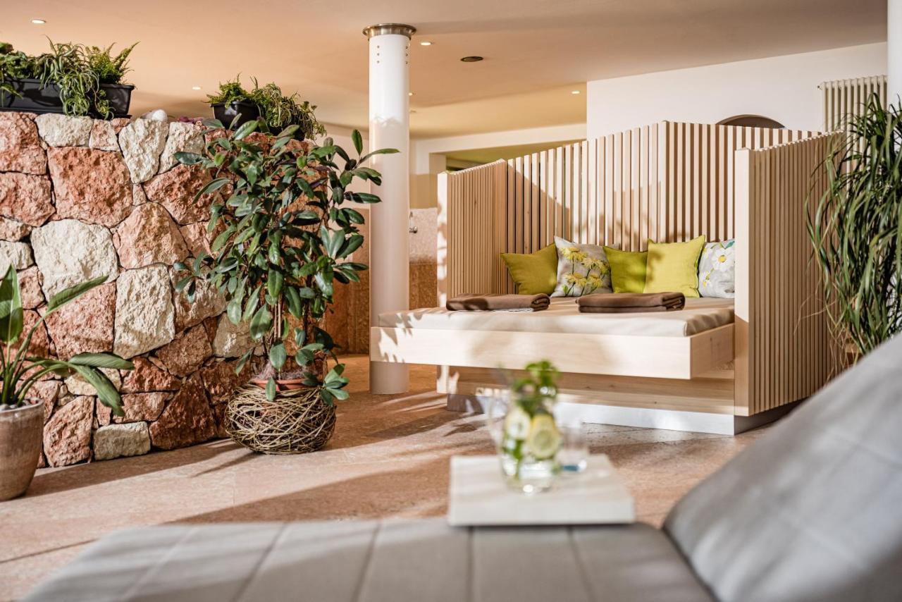 Hotel Haus Am Hang Caldaro Luaran gambar