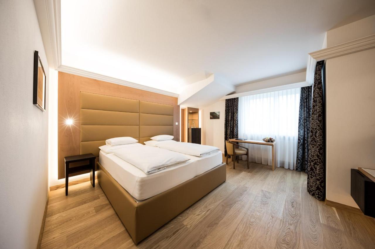 Hotel Haus Am Hang Caldaro Bilik gambar
