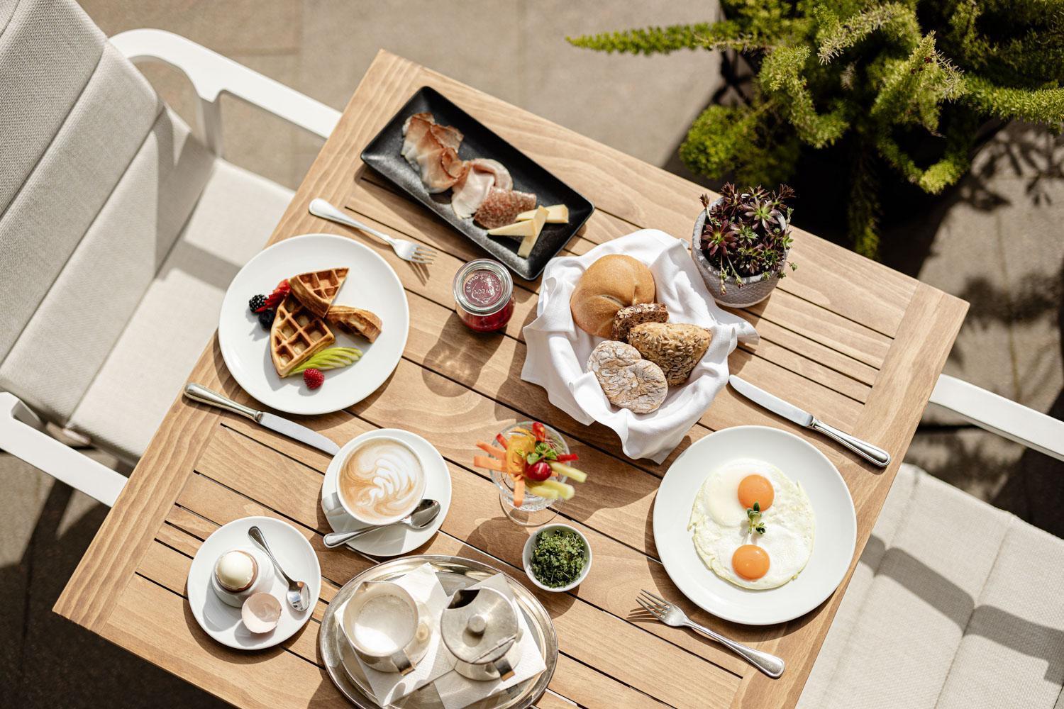 Hotel Haus Am Hang Caldaro Luaran gambar