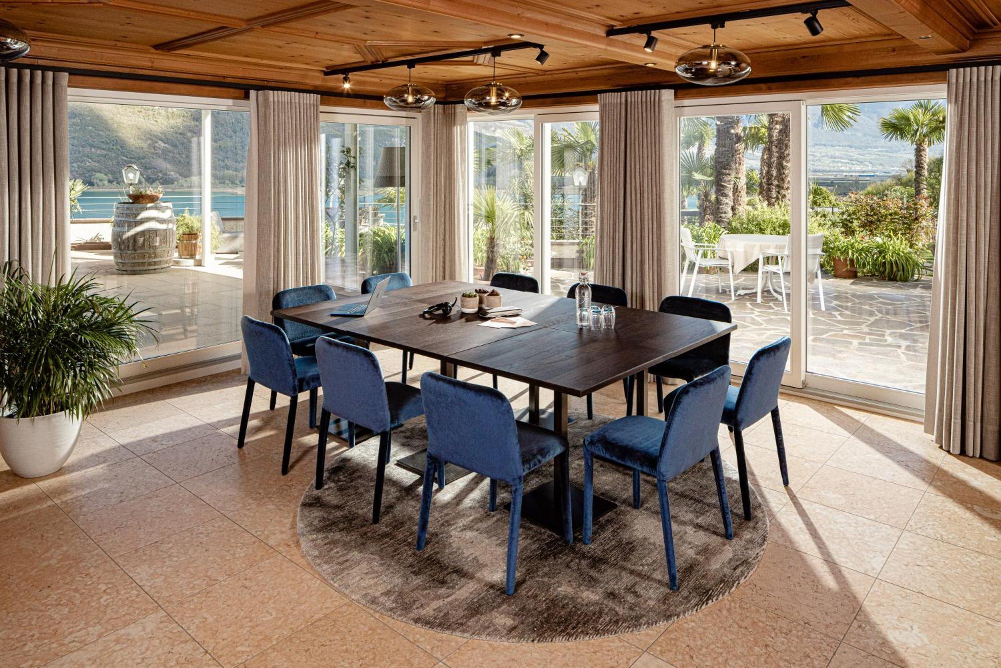 Hotel Haus Am Hang Caldaro Luaran gambar